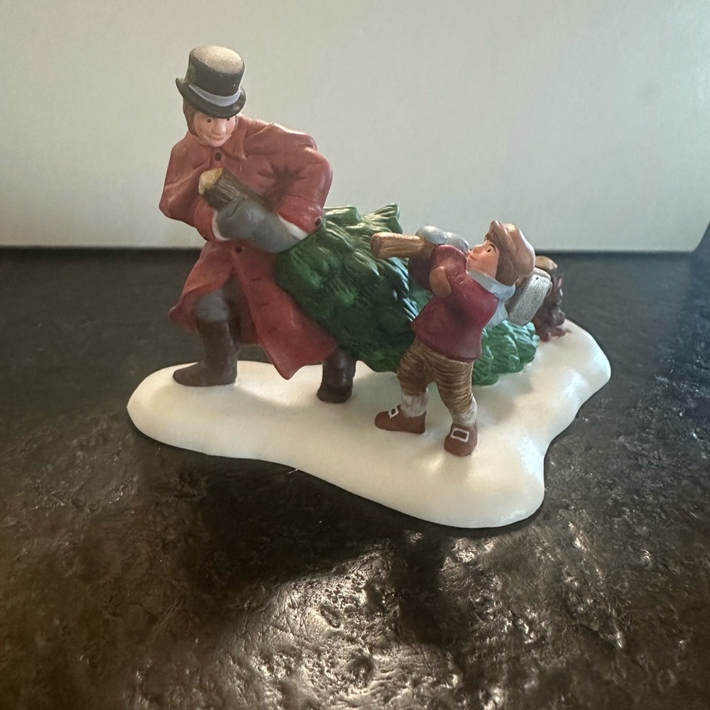 Department 56 A Christmas Beginning Dickens Village #58568 - Boxed